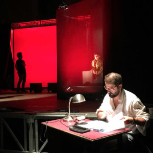 "Vipera" di Maurizio de Giovanni debutta in teatro