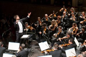 Juraj Valčuha dirige la sesta di Mahler al Teatro di San Carlo