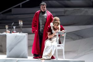 Il Teatro Carlo Felice propone la "Tosca" nella rivisitazione di Davide Livermore