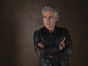 Luciano Ligabue ospite dell'ottava puntata di "Magazzini Musicali"