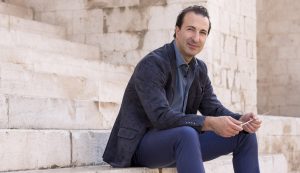 Alvise Casellati dirige l'Orchestra del Teatro Regio con un programma dedicato a Liszt, Chopin e Mozart