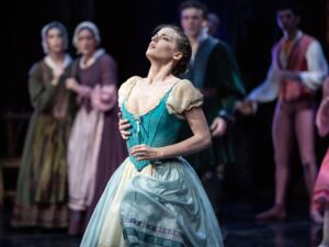 Il Teatro dell'Opera omaggia Carla Fracci con la sua versione di "Giselle"