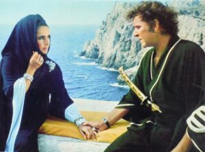 "La scogliera dei desideri", ad Alghero rivive l'intensa estate di Liz Taylor e Richard Burton