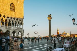 Fenomeno overtourism: e se la terra fosse in overbooking?