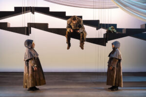Nel centenario della nascita di Italo Calvino va in scena al Teatro Grassi "Il barone rampante"
